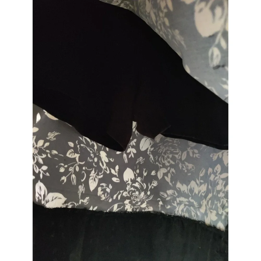 Westport Women's Black/White Floral Skort Knee‎ Length Pull On Size 1X